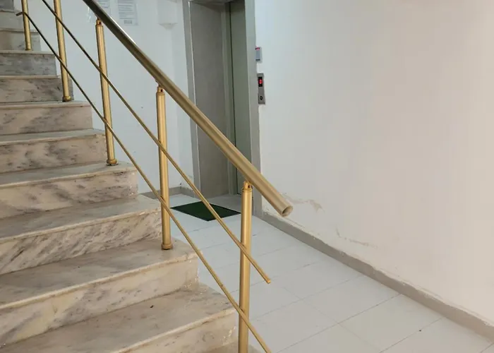 Orange Golem (Tirana)