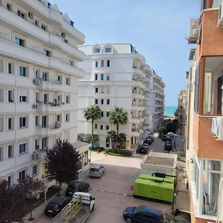 Orange Appartement Golem (Tirana)